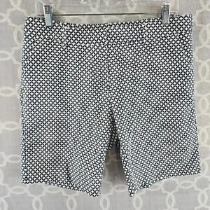 Dalia Patten Bermuda Women's Shorts 10